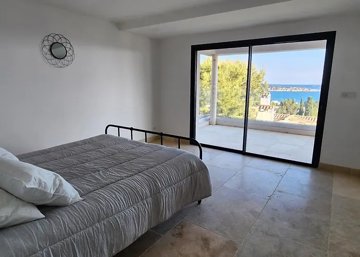 Villa Des Roses *